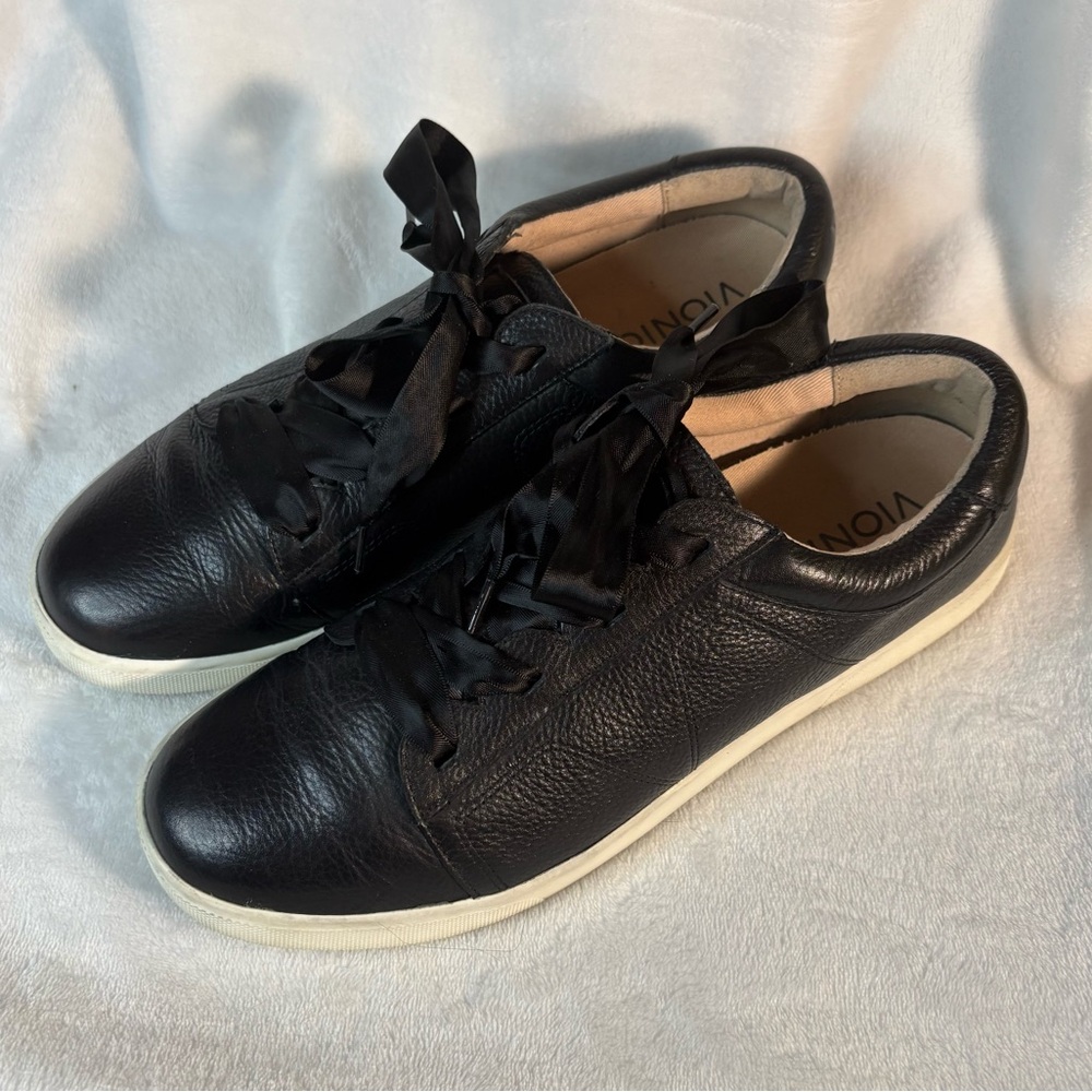 Vionic Chantelle black leather ribbon lace up sneaker - Picture 2 of 7